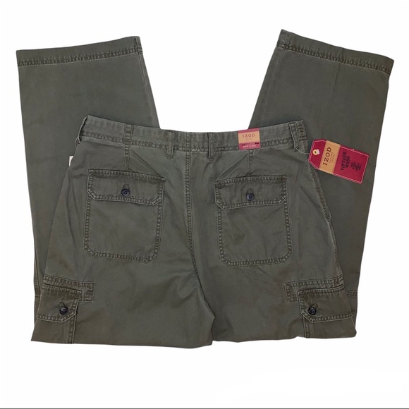 Men's Green Izod Luxury Sport Cargo Pants - Picture 2 of 10